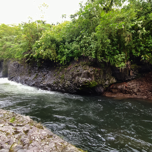 12. Afloramientos del Río Hollín  Geoparque Napo Sumaco